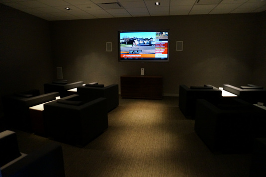 Star Alliance Lounge LAX