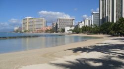 Waikiki Beach in Hawaii Before a Tsunami: Must-see Pictures and Video!