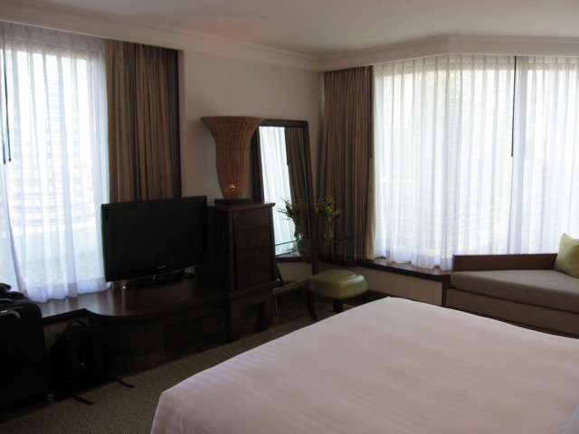 grand_hyatt_erewan_bedroom