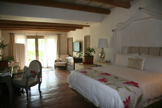 St_Regis_Punta_Mita_bedroom