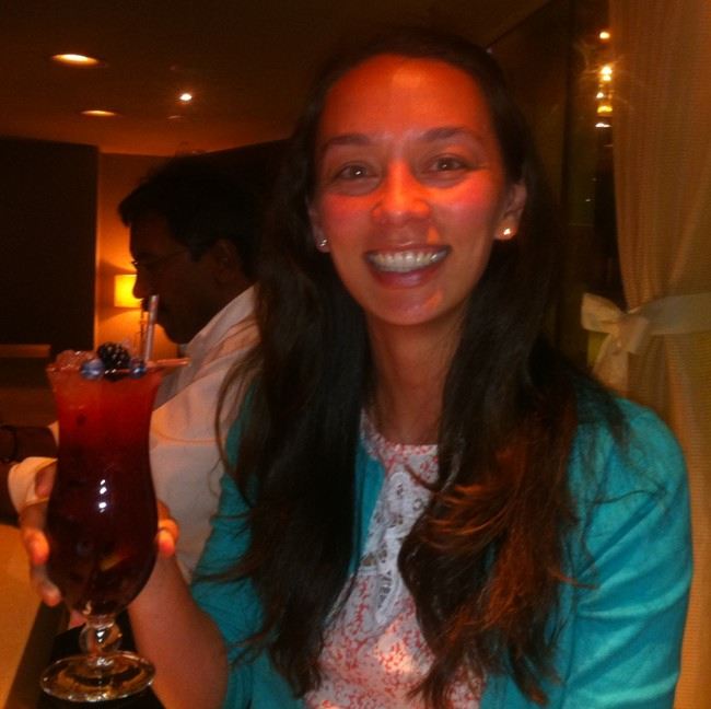 drink-at-bar