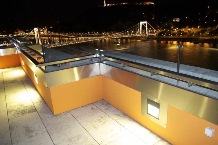 a bridge over a river at night
