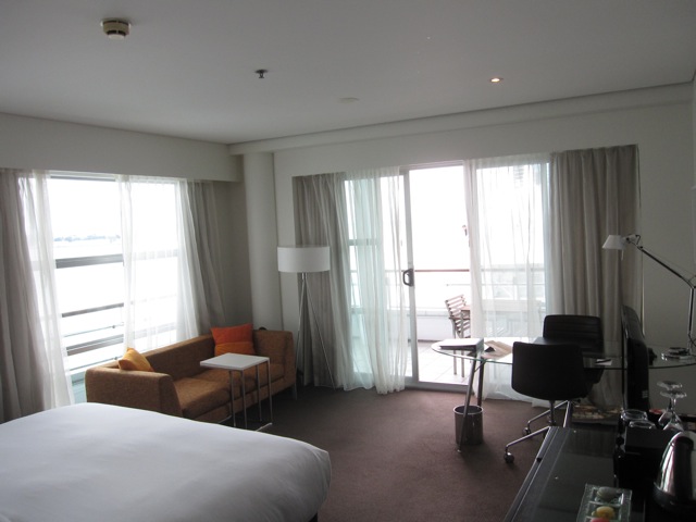 AKL_Hilton_room