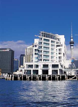 AKLHIHI_Hilton_Auckland_gallery_welcome