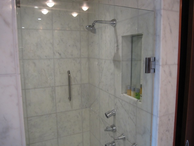 PH_Melbourne_shower