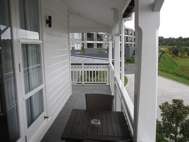 Hilton_Taupo_balcony2