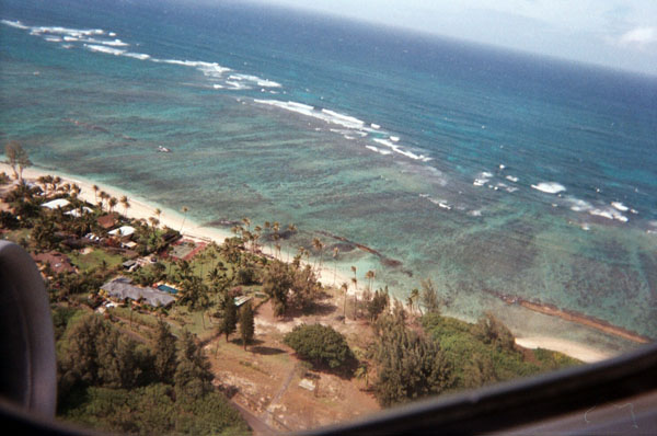 picture of a view of Hawaii from a plane