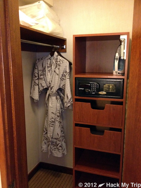 picture of hotel closet