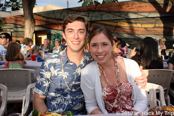 picture of Scott and Megan in Hawaii