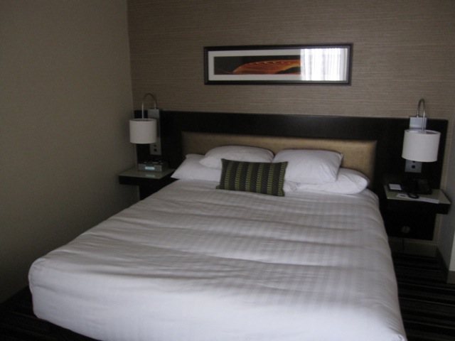 hyatt_indianapolis_room