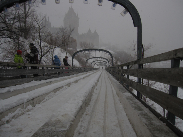 le_chateau_frontenac_toboggan