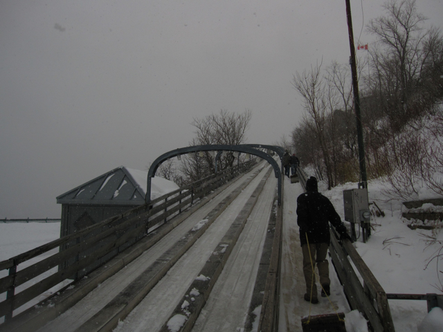 le_chateau_frontenac_toboggan_up