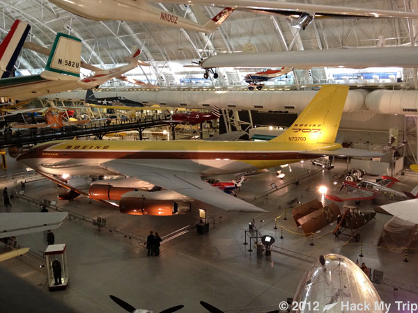 picture of Boeing 707 in museum