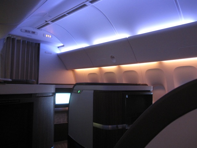 cx807_cabin