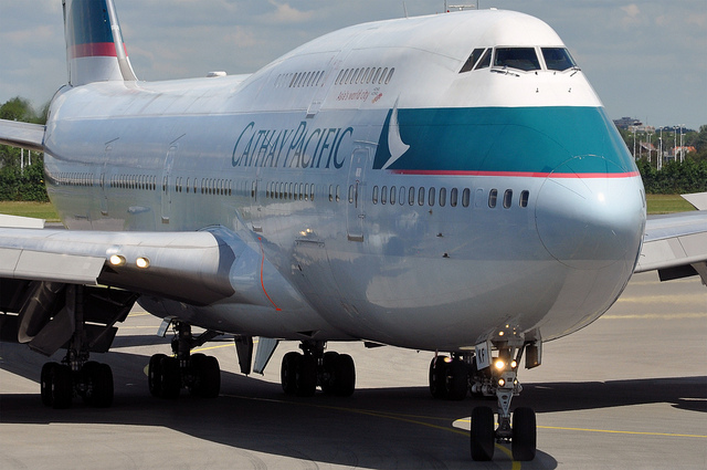 Cathay Pacific 747-412 B-HKF