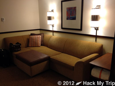 picture of hotel couch