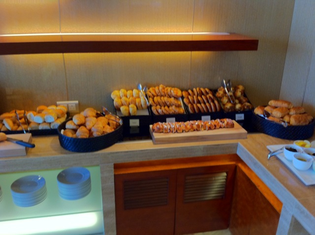 hyatt_tst_club_breakfast