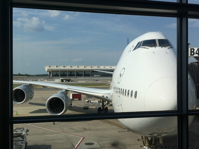 lufthansa_748i