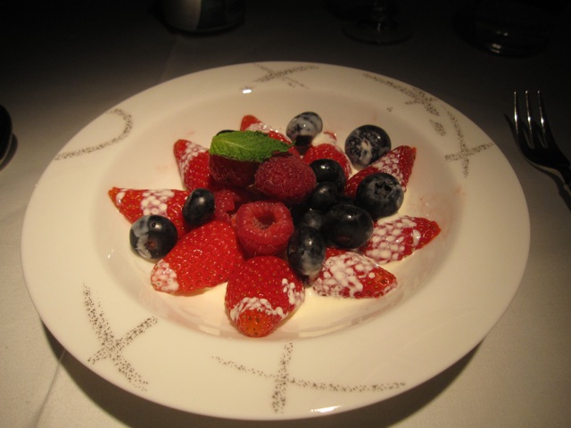 cathay_828_berries_cream