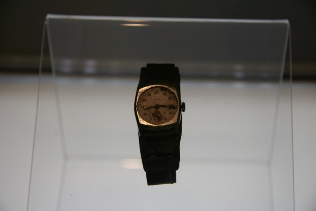 hiroshima_watch