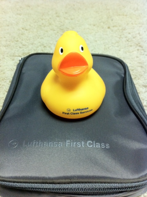 lufthansa-first-class-terminal-duck