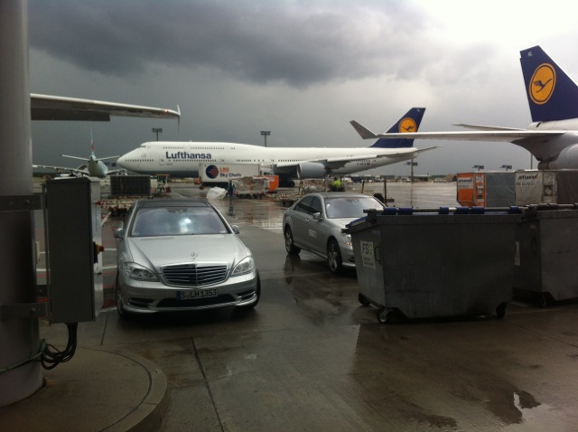 lufthansa-first-class-terminal-ride