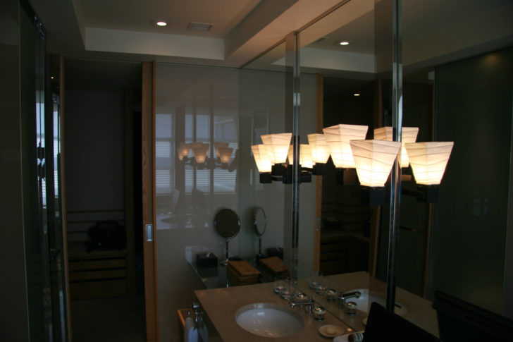 park-hyatt-tokyo-bathroom