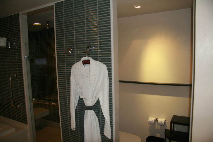 lemeridien-chiang-rai-bathroom