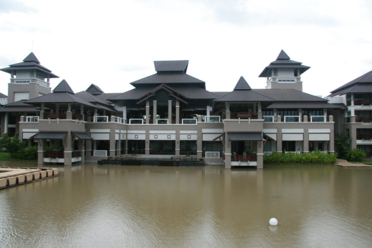 lemeridien-chiang-rai-main-building