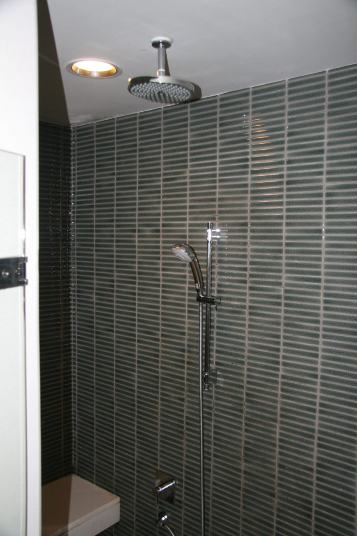 lemeridien-chiang-rai-shower