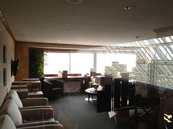 picture of hotel lounge