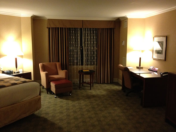 picture of hotel bedroom