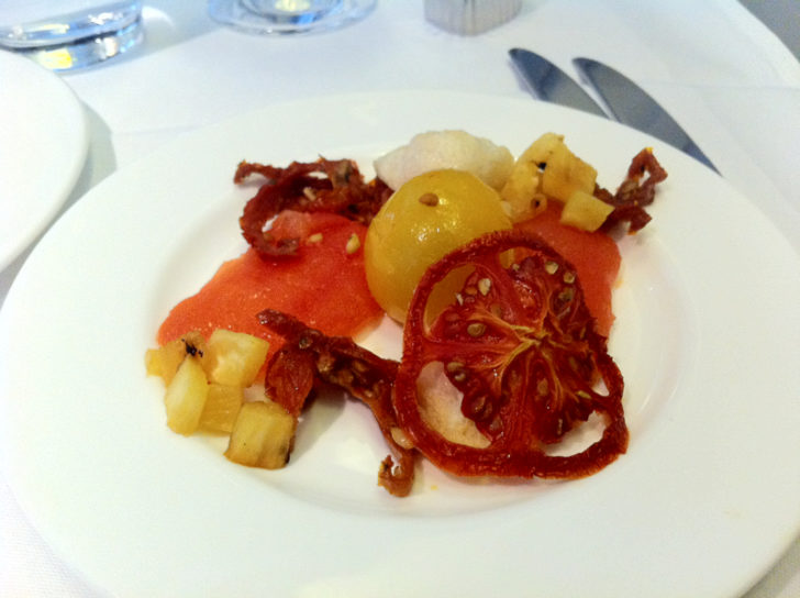 lufthansa-old747-tomato-salad