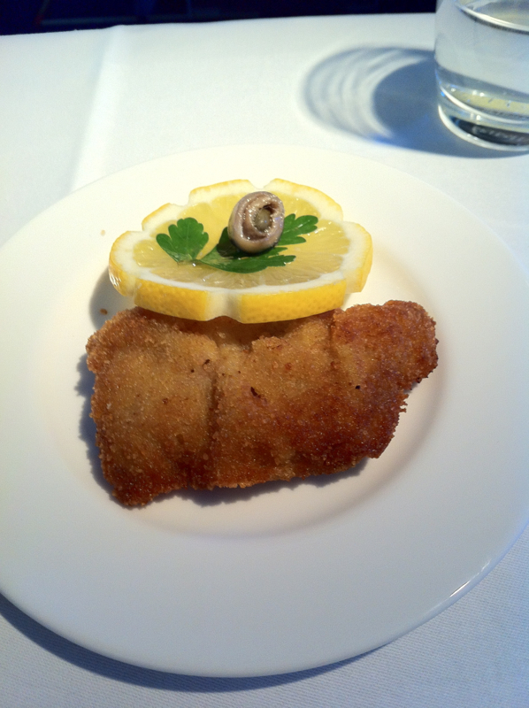 lufthansa-old747-weiner-schnitzel