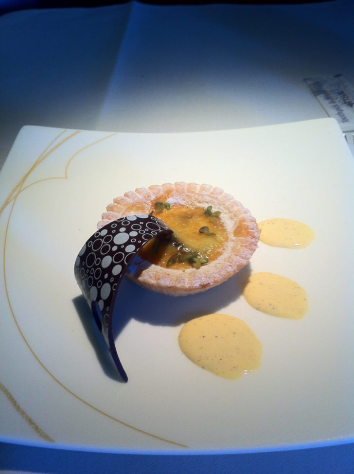 thai-airways-922-plum-tart