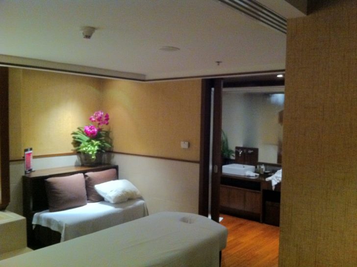 thai-royal-first-spa-treatment-room2