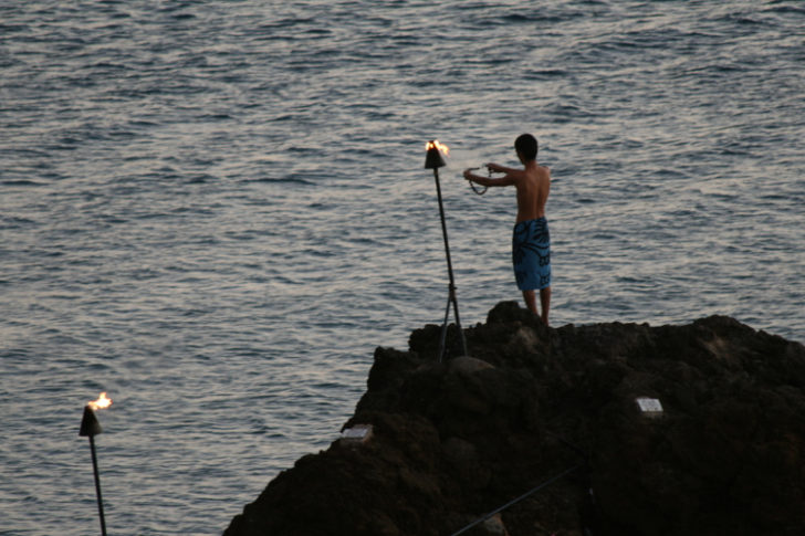 sheraton-maui-torch