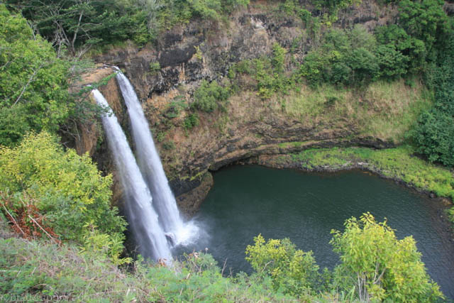 stregis-princeville-waterfall