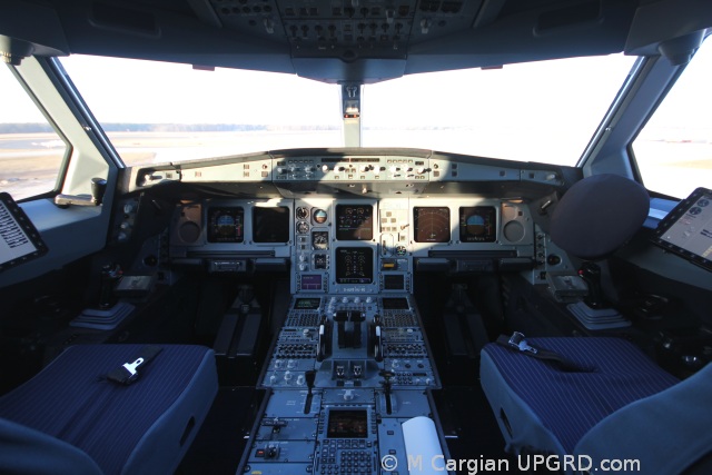 a330-air-berlin-cockpit