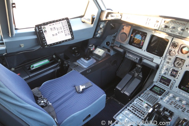 a330-pilot-seat