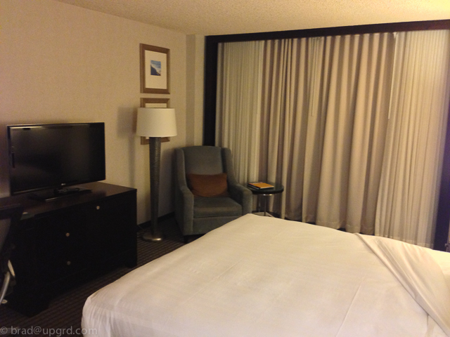 hyatt-regency-san-francisco-bedroom