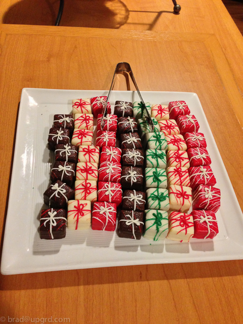 hyatt-regency-san-francisco-petit-fours