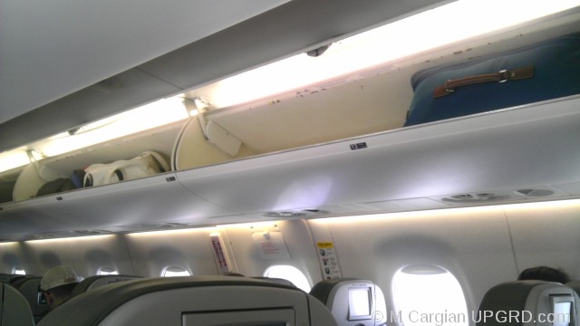 e190-overhead-bin