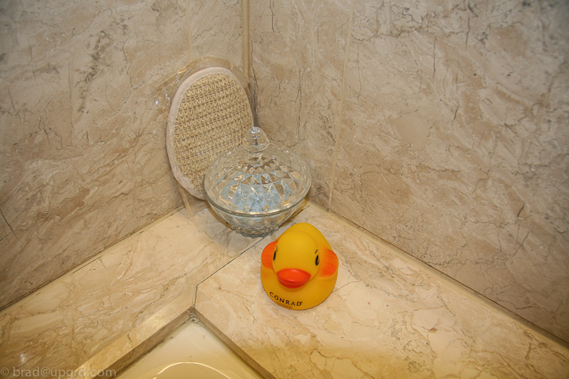 conrad-centennial-singapore-bath-duck
