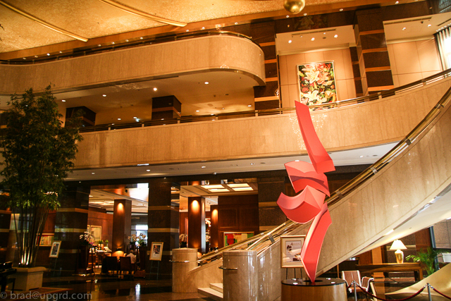 conrad-centennial-singapore-lobby2