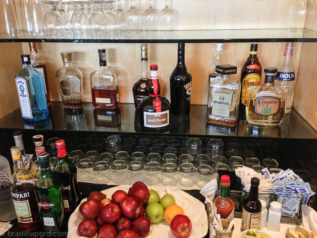 global-first-sfo-bar