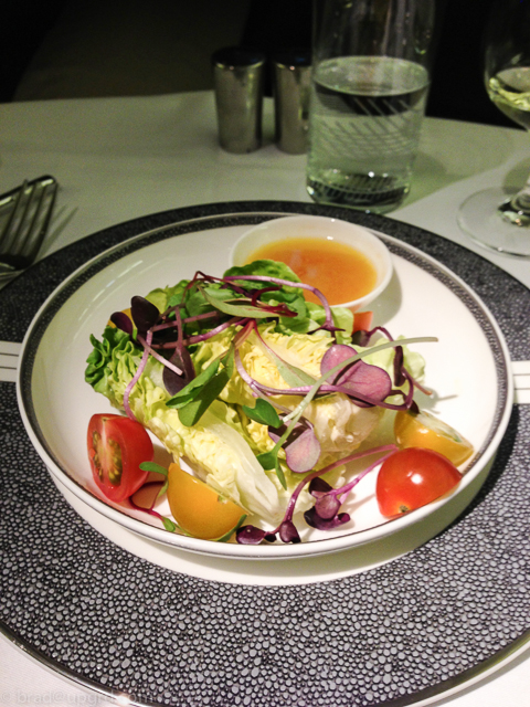 singapore-first-class-icn-sin-salad