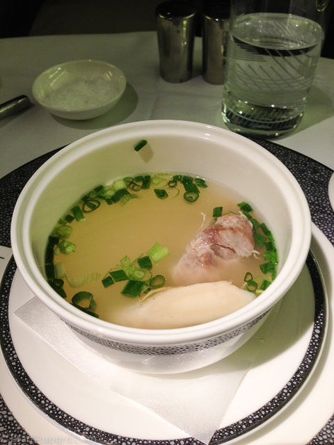 singapore-first-class-icn-sin-soup2