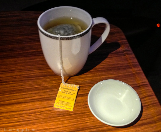 singapore-first-class-sfo-icn-tea