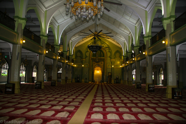 singapore-exploration-sultan-mosque-interior